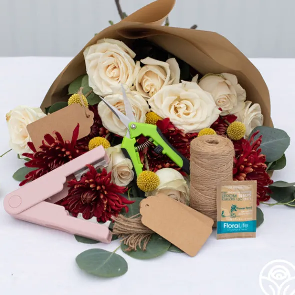 Heirloom Roses DIY Bouquet Kit New